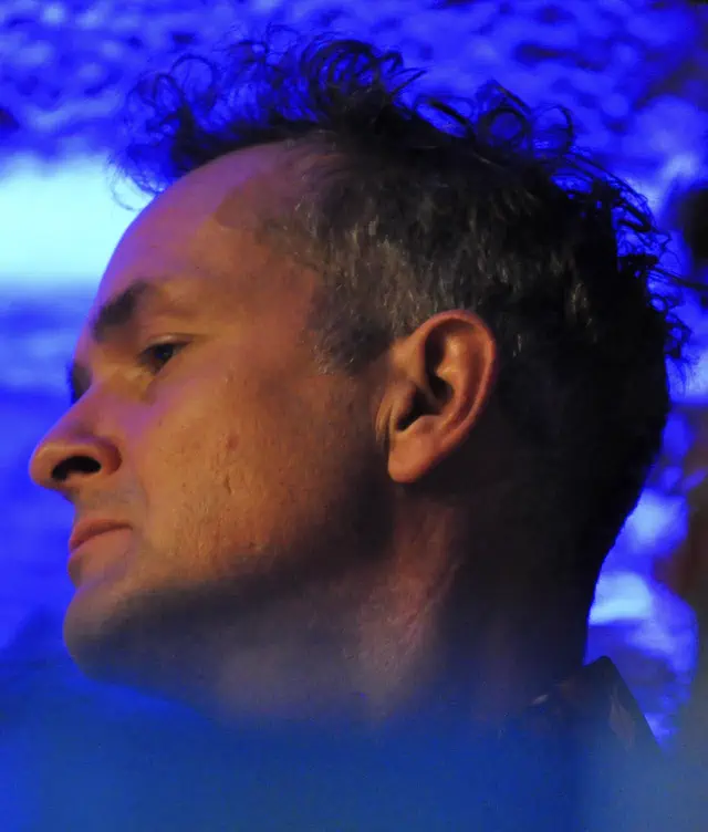 Musiker Jazz blauer Hintergrund